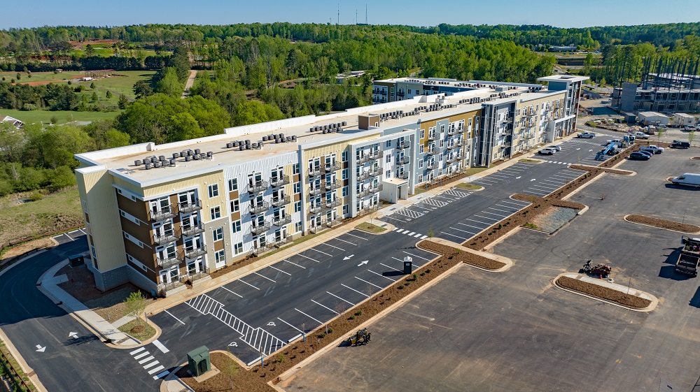 Photo of the The Guild apartment building in Pittsboro NC