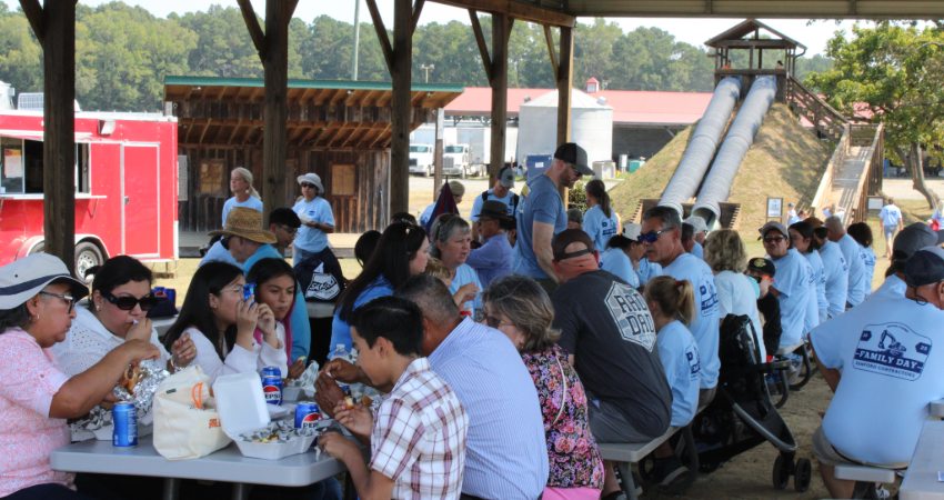 team members at sanford contractors family day